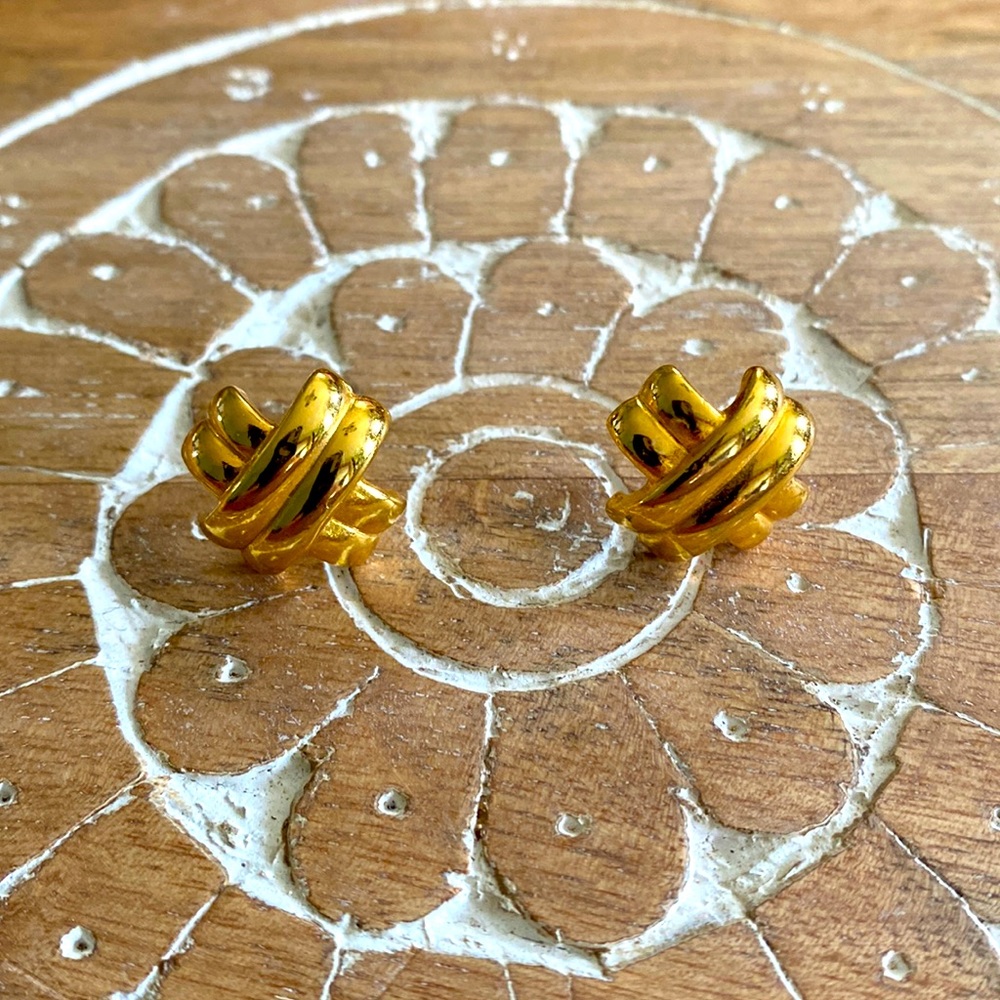 Gold earrings